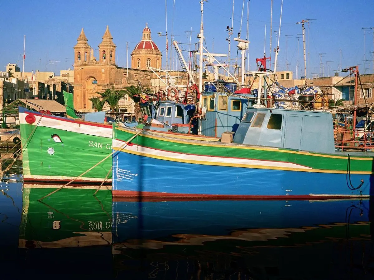 Apartment Splendid 2Br Apartment, Steps To St Georges Bay Saint Julian's Malta