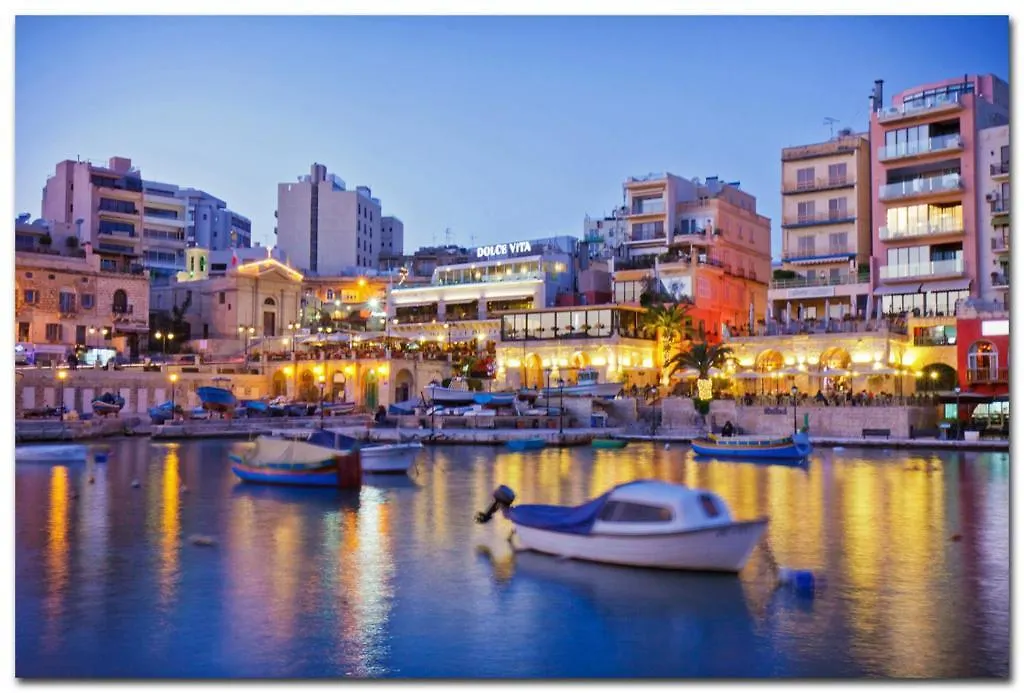 Splendid 2Br Apartment, Steps To St Georges Bay Saint Julian's Apartment